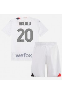 AC Milan Pierre Kalulu #20 Jalkapallovaatteet Lasten Vieraspeliasu 2023-24 Lyhythihainen (+ Lyhyet housut)